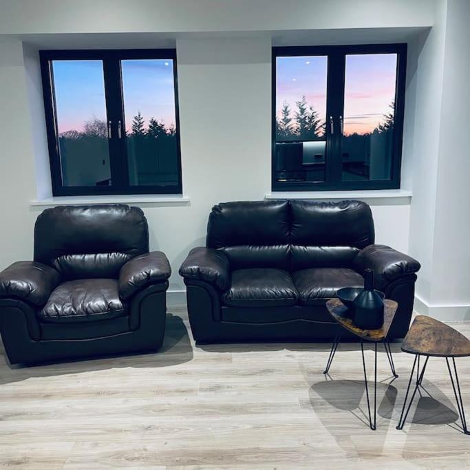 New One Bedroom Luxury Apartment In Σόλιχαλ Εξωτερικό φωτογραφία